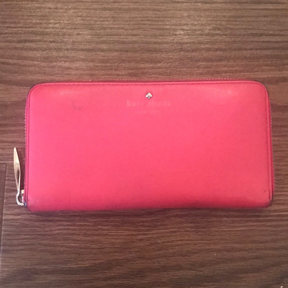 Kate spade coral Cameron street Lacey wallet